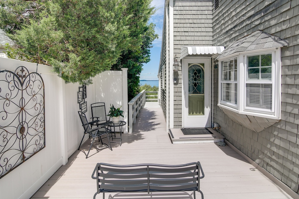 Bayfront Plymouth Gem w/ Sunroom, Steps to Shore!