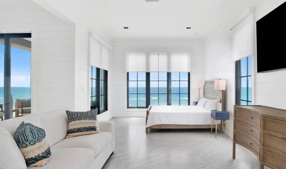 Sea La Vie at Eleanor Beach