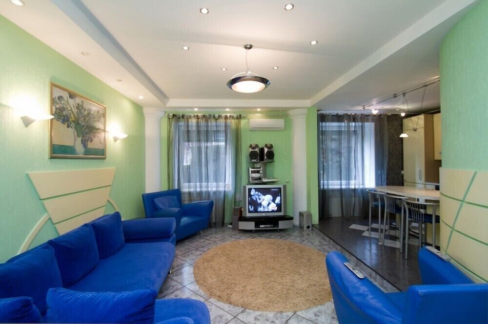 Alma Apartments