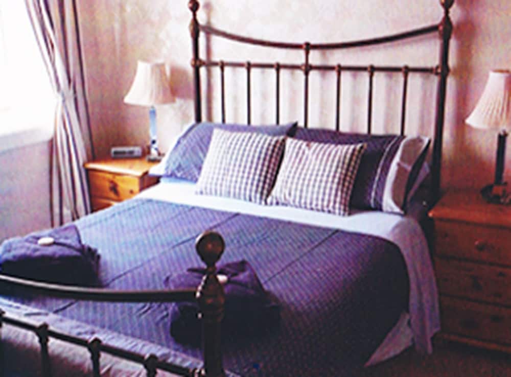Dunvegan House Guest House