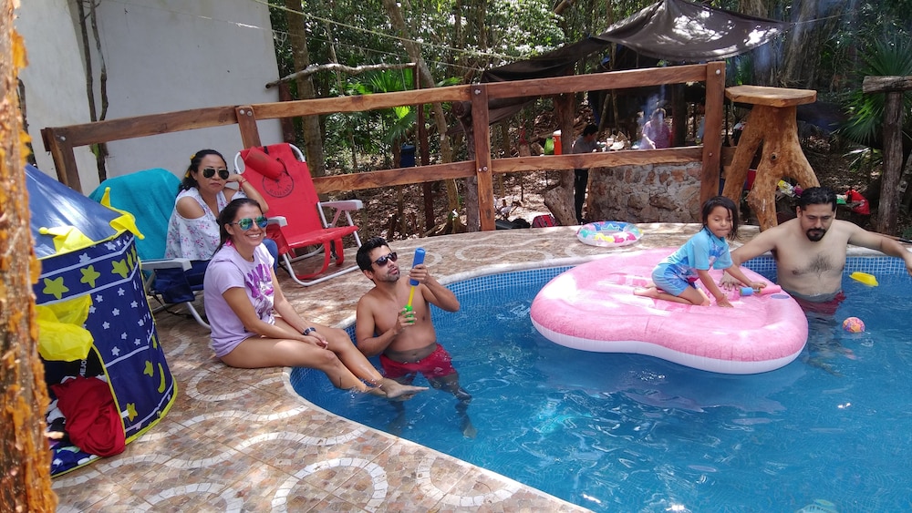 Hotel y Temazcal en Solferino
