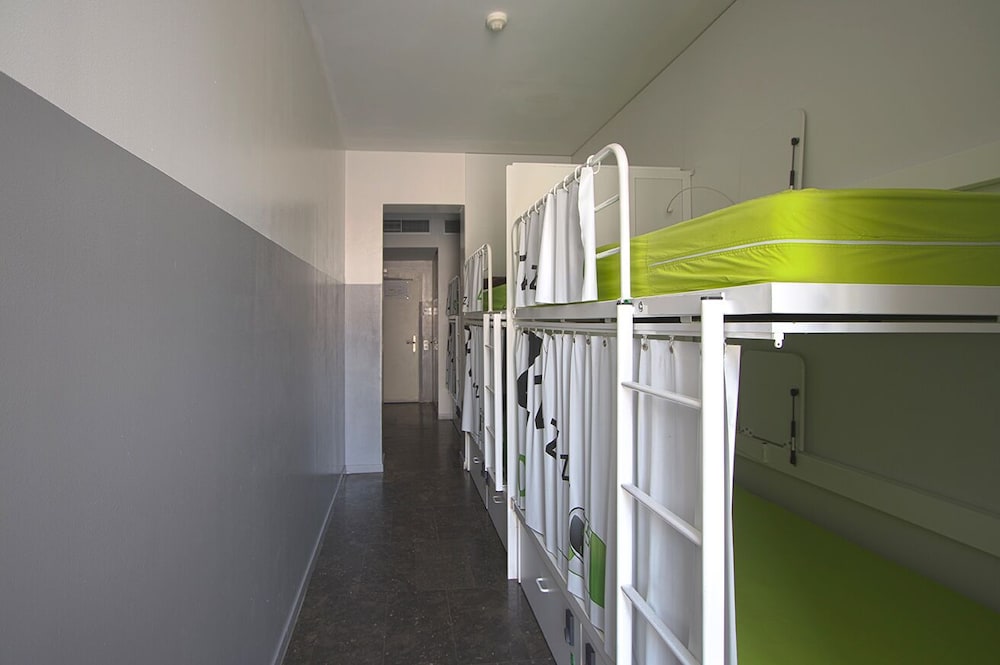 Urbany Hostel BCN GO!