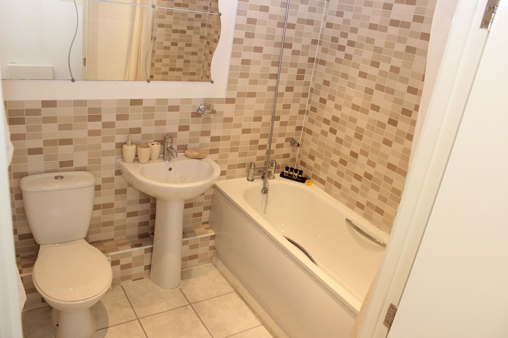 Grand Central Apartments, Centro