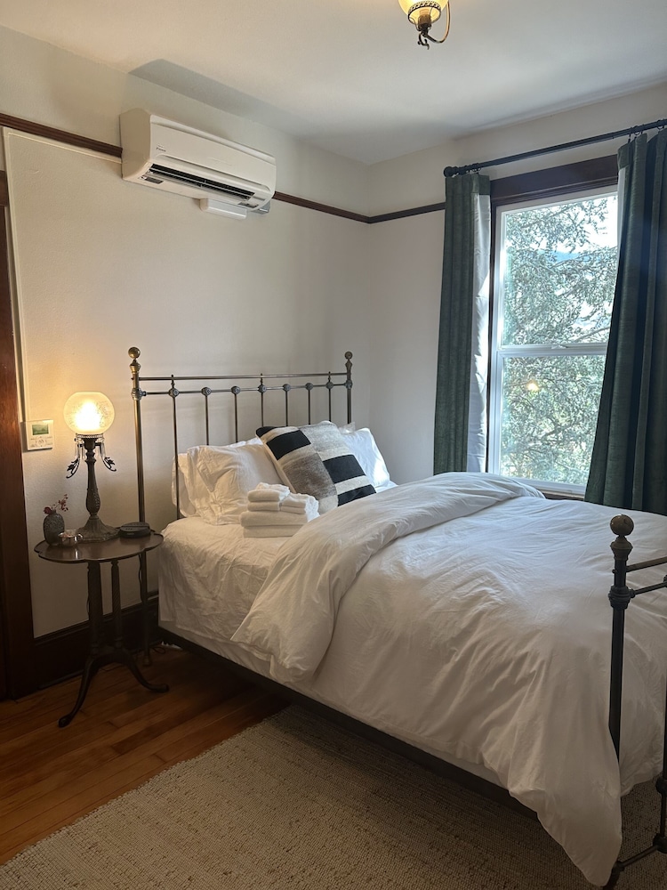 The Lyle Hotel