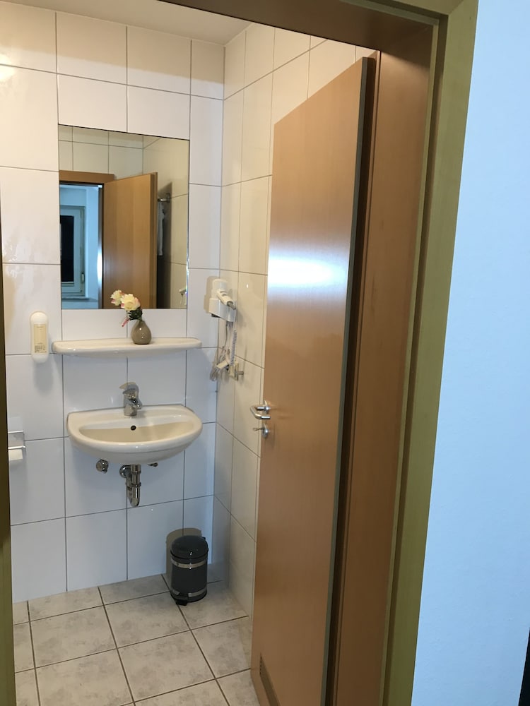 Hotel Degen - Property Image 8