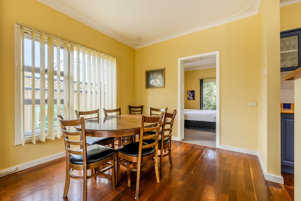 Holly's Beach House - the BnB Collection