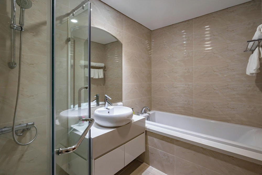 Landmark Plus . Vinhomes Central Park
