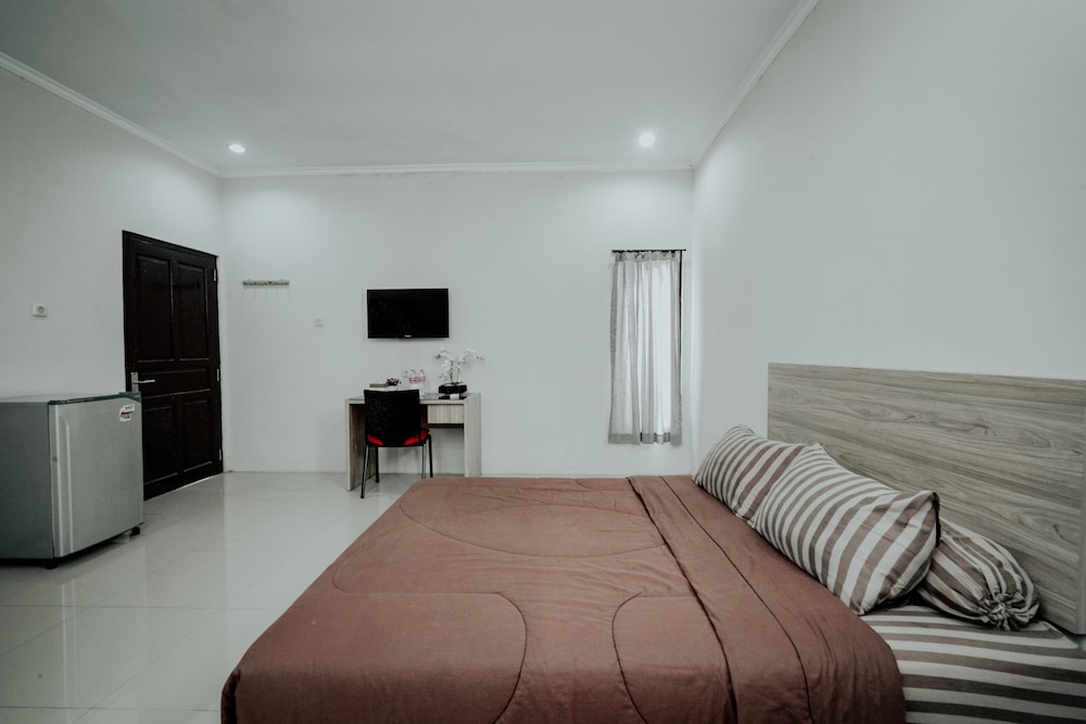 Dparagon Mt Haryono view 2