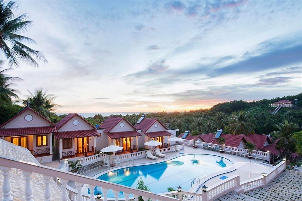 Hong Bin Bungalow Resort