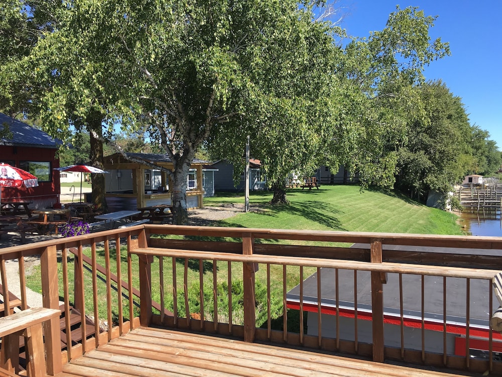 River Bend's Resort