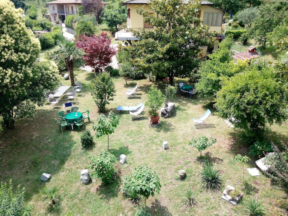 Appartamenti Casa Rita & Antica Corte Ginevra