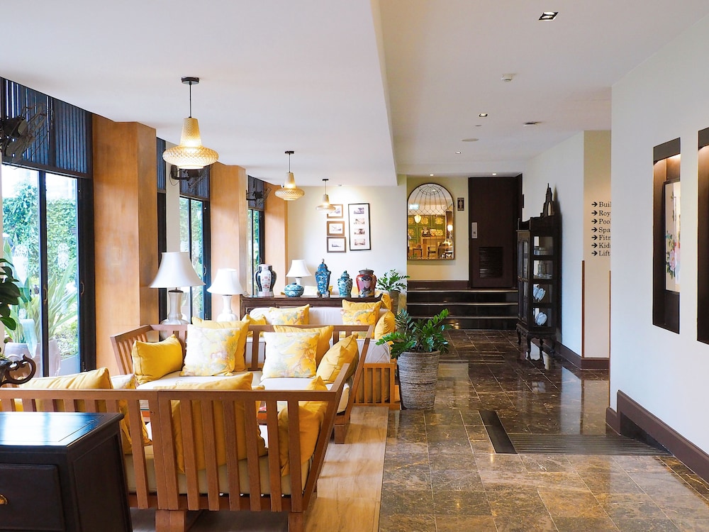 Sawaddi Patong Resort & Spa by Tolani — 18