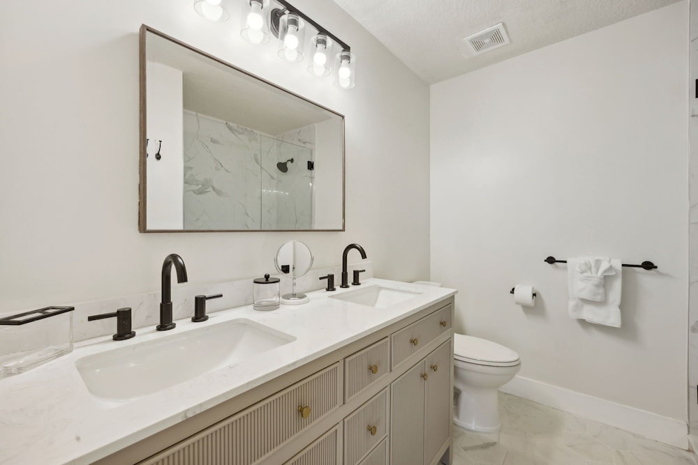 322 S. 5th Street Unit A 3 Bedroom Townhouse