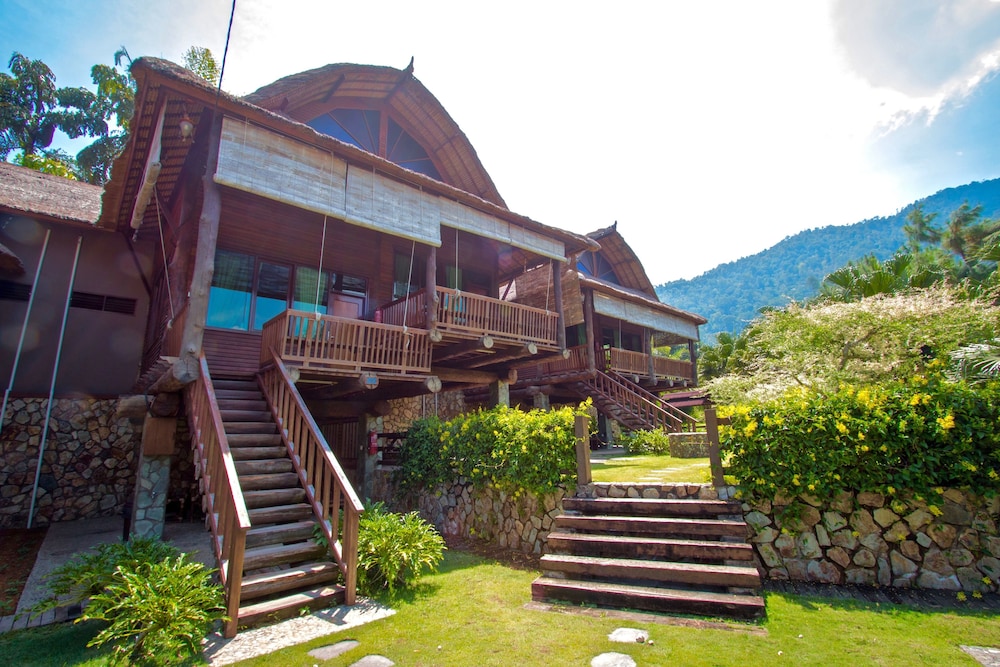 The Waterway Villa