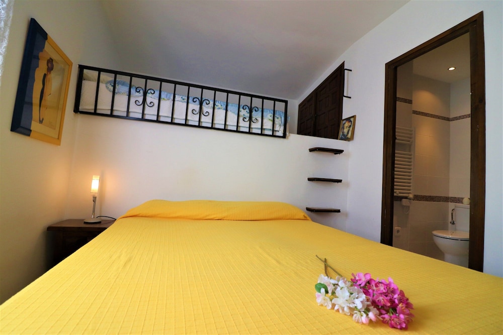 Apartment in Roses Near Beach