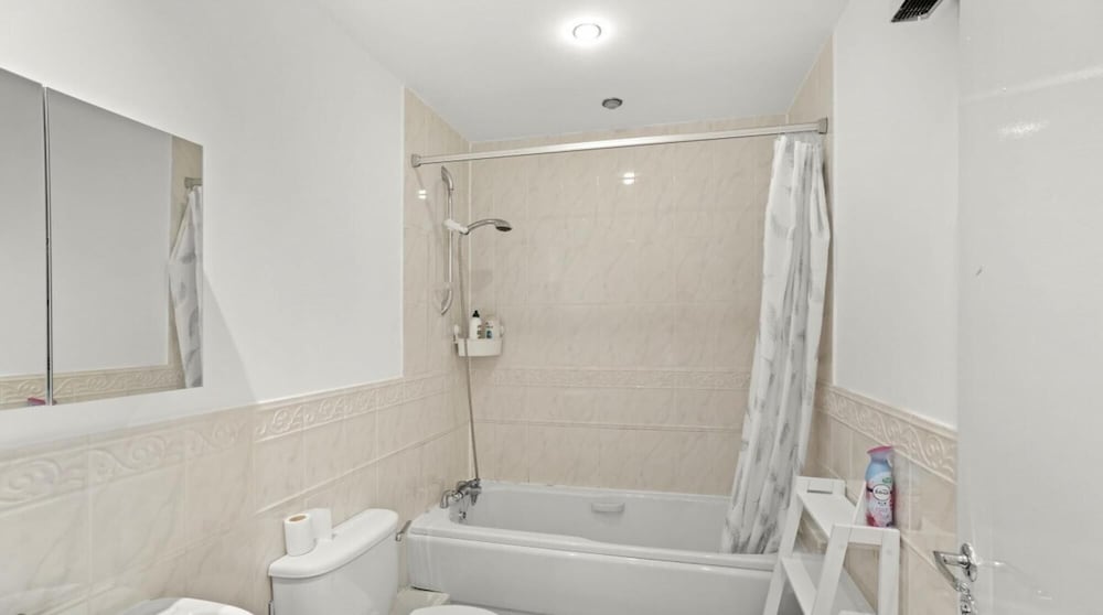 Heartwood Suite