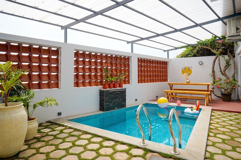 Sea Gadabout Beach Villa