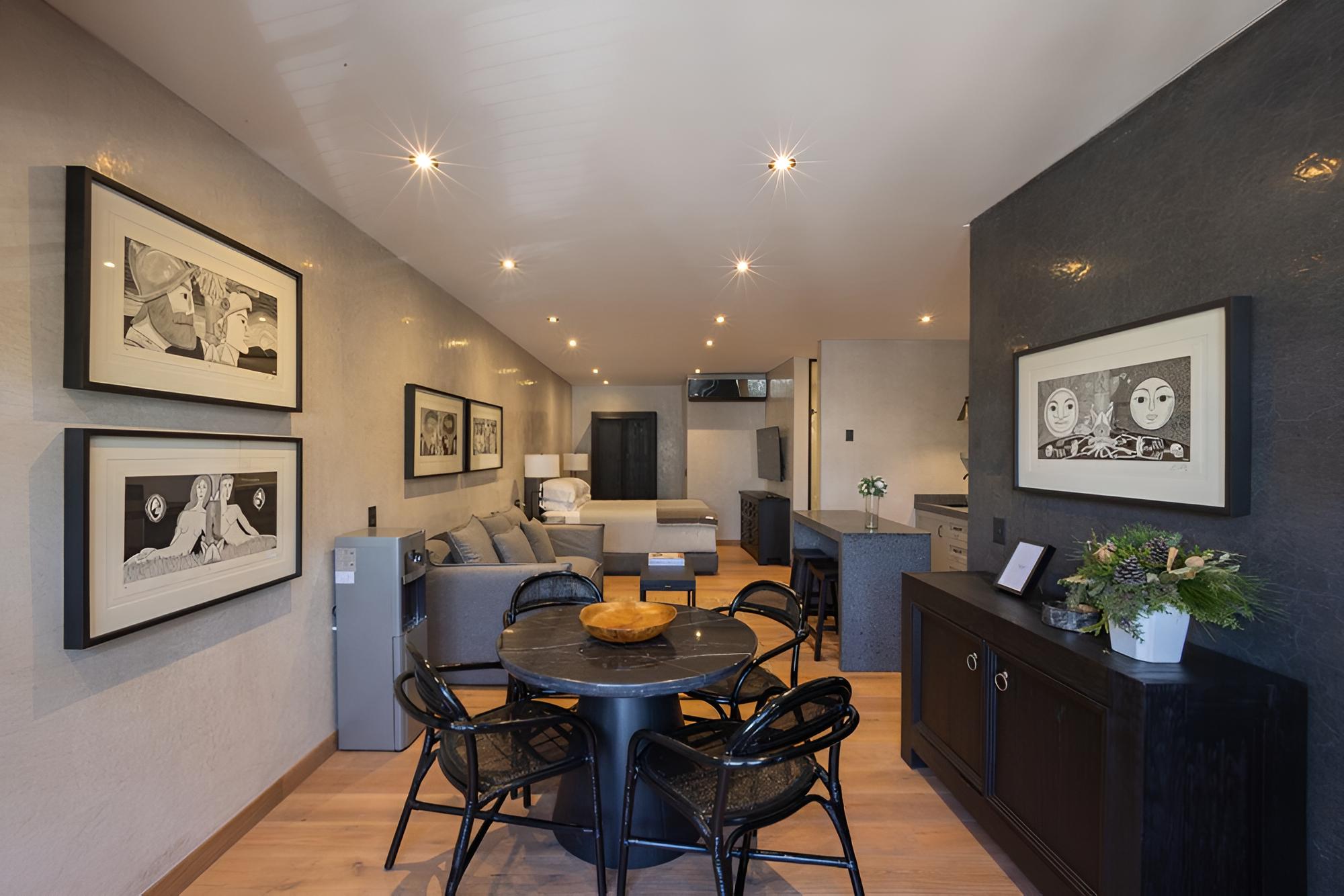 Designer 3-Story Home in San Miguel view 3