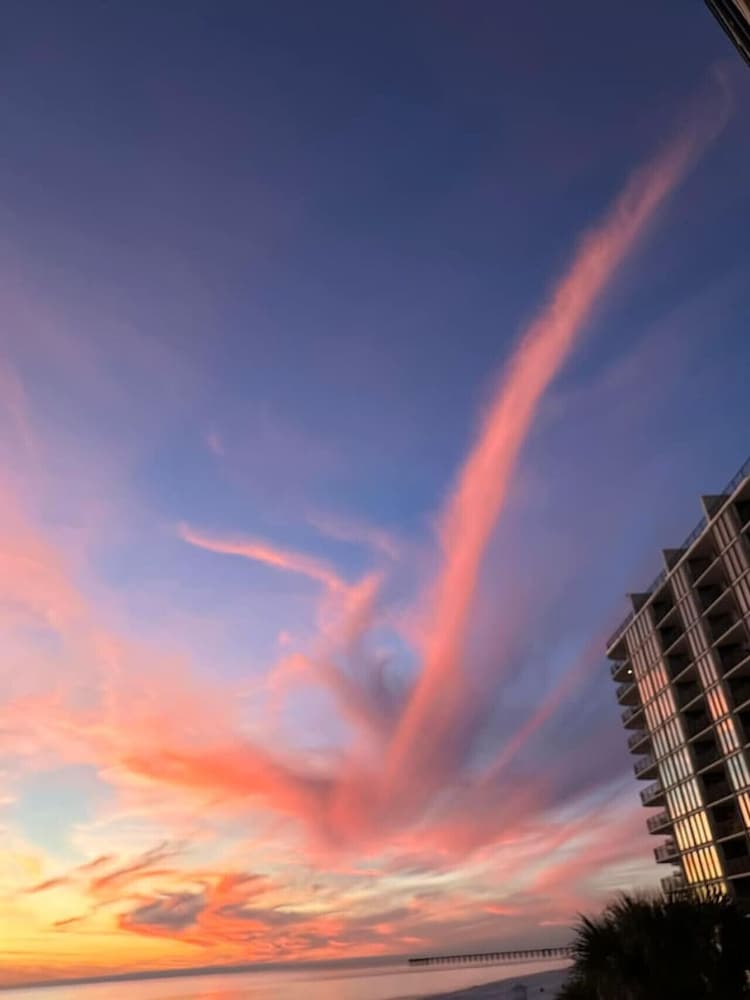 Gulf Serenity Romantic Oceanfront Edgewater T3