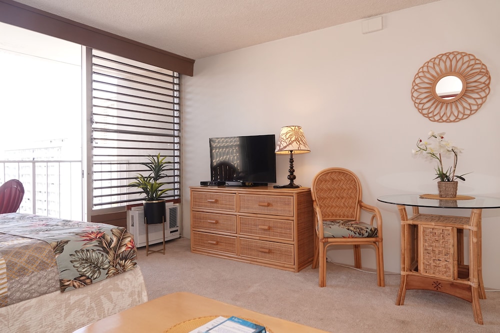 Tropical Studios at Marine Surf Waikiki