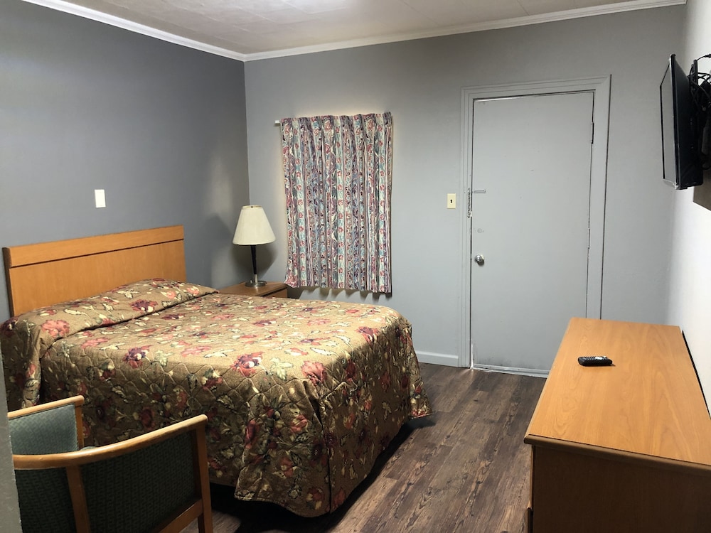 Morgan City Vacations - Morgan City Motel - Property Image 5