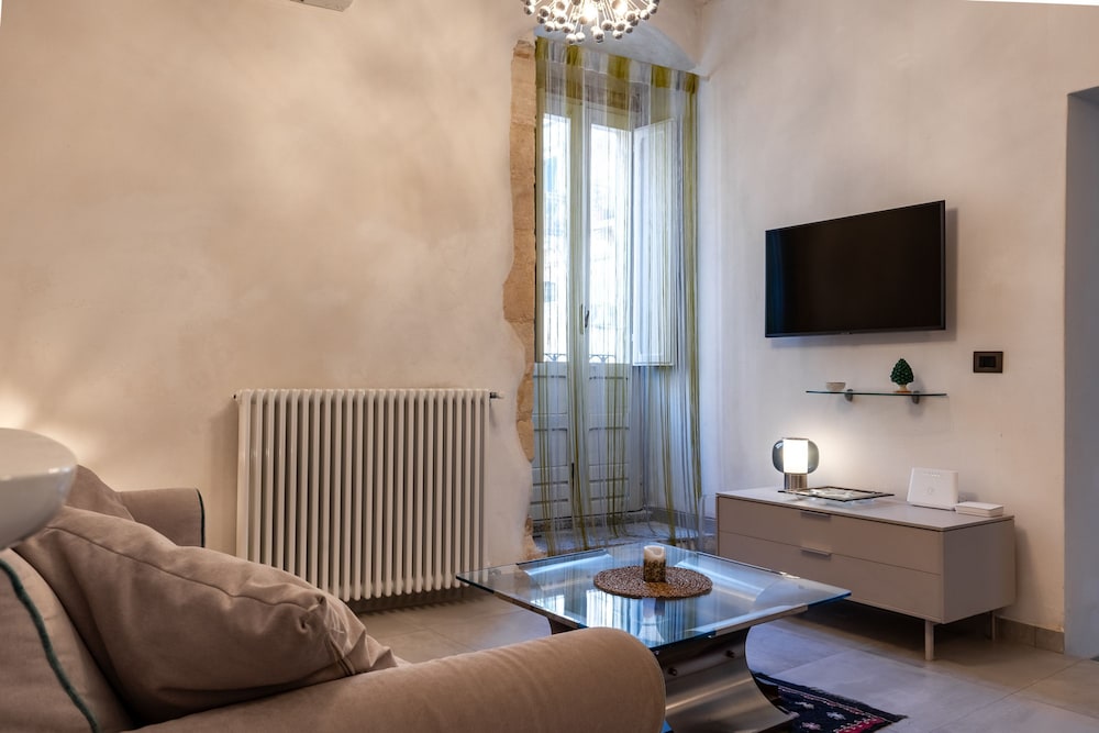 Nicu Amuri con Terrazza a Noto by Wonderful Italy