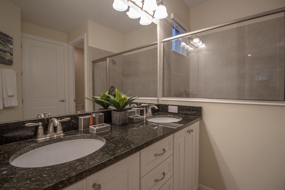 Encore Resort at Reunion 410 - Image 2