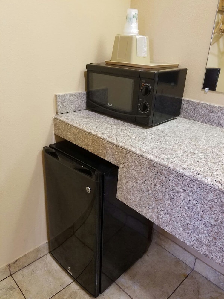 El Camino Motel - Property Image 27