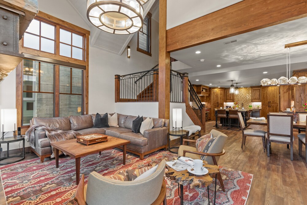 1138 Skiers Heaven! Luxury Home Close To Park City Mountain! Two Hot Tubs & Gorgeous Outdoor Space! 6 Bedroom Home by RedAwning view 4