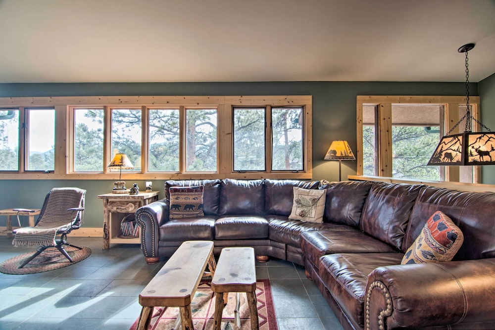 Estes Park Home w/ AC - 1/2 Mi to Lake Downtown! - Property Image 16