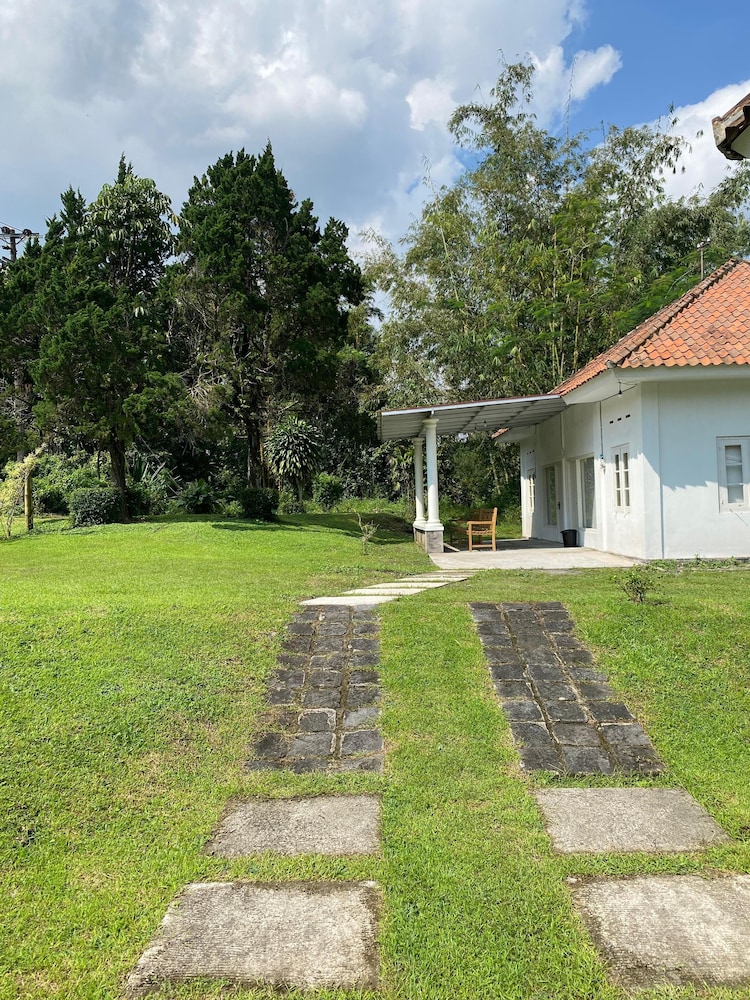 BADAI HERITAGE VILLA KALIURANG