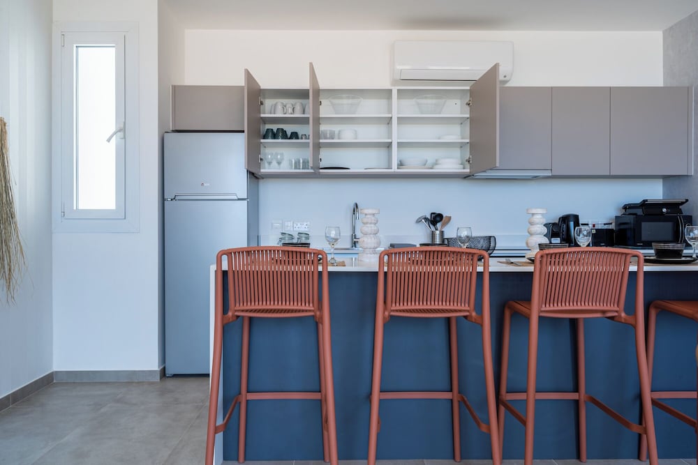 Blu Horizon - Stylish Living with Pool & Balconies in Protaras
