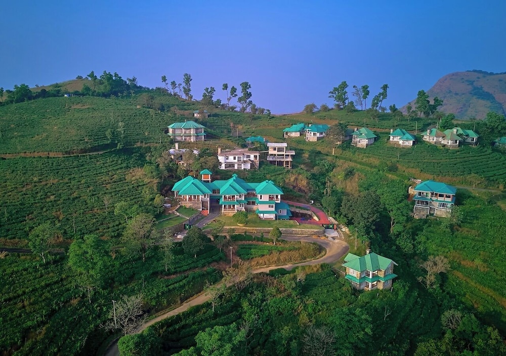 Priyas Villa Vagamon by VOYE HOMES