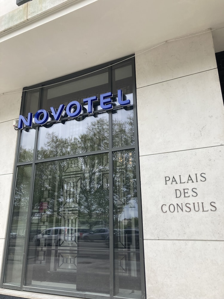 Hotel Novotel Rouen Centre Cathédrale - Image 1