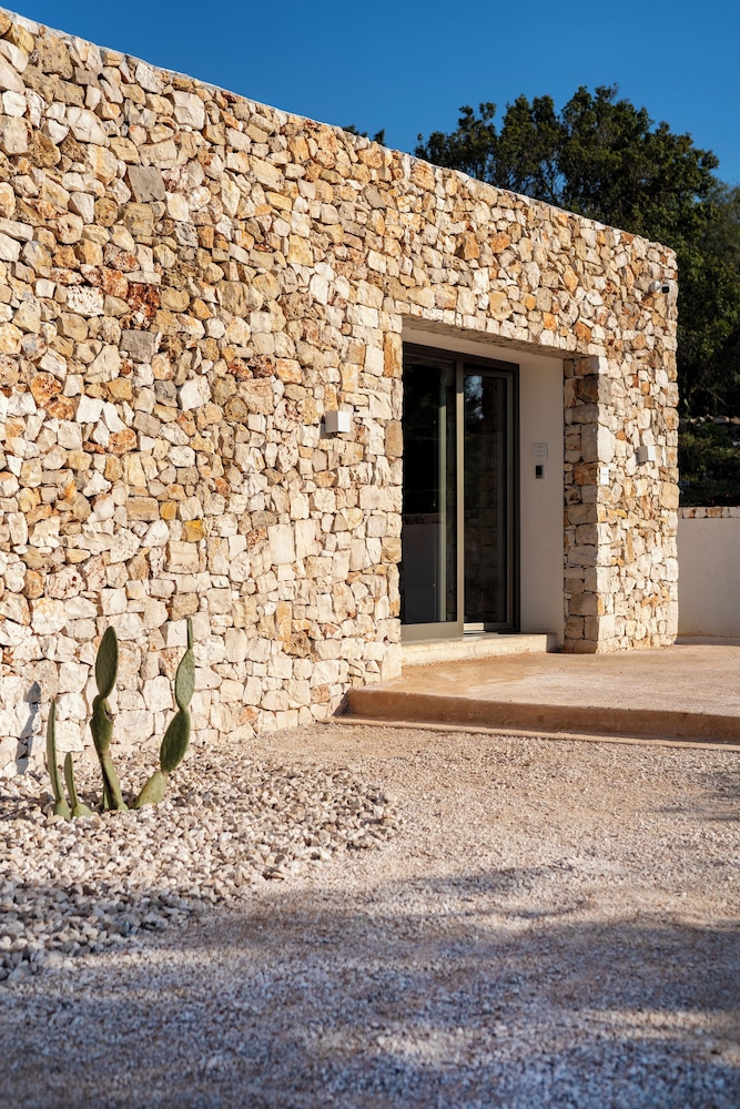 Botanico Villa & Suites