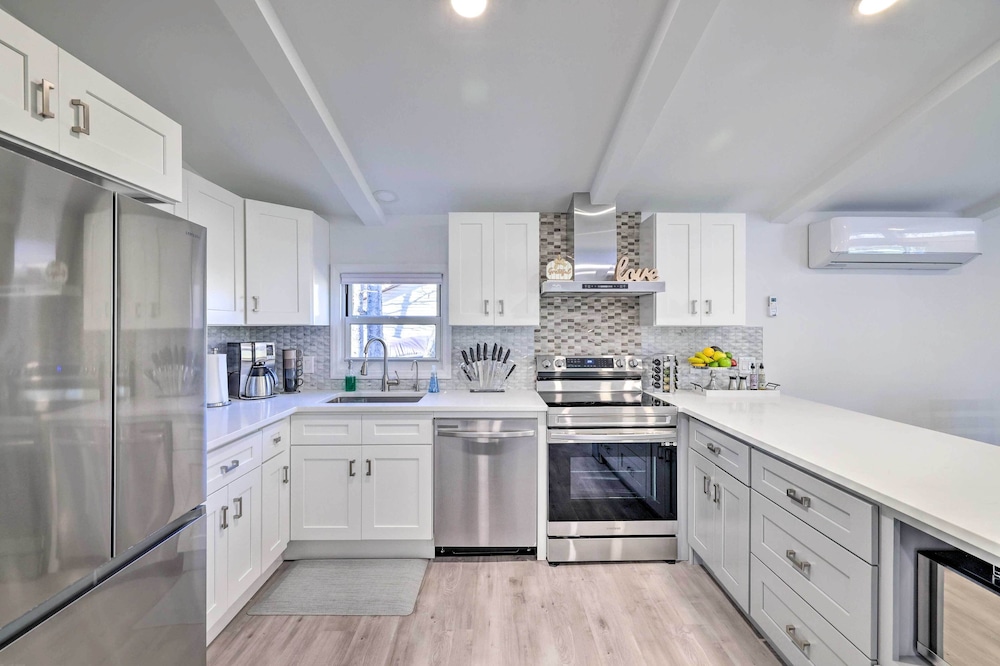 Tobyhanna Home w/ Game Room  Lake Access! - Property Image 26