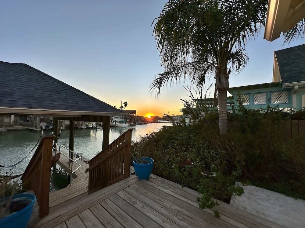 The Pompano House in Port Isabel