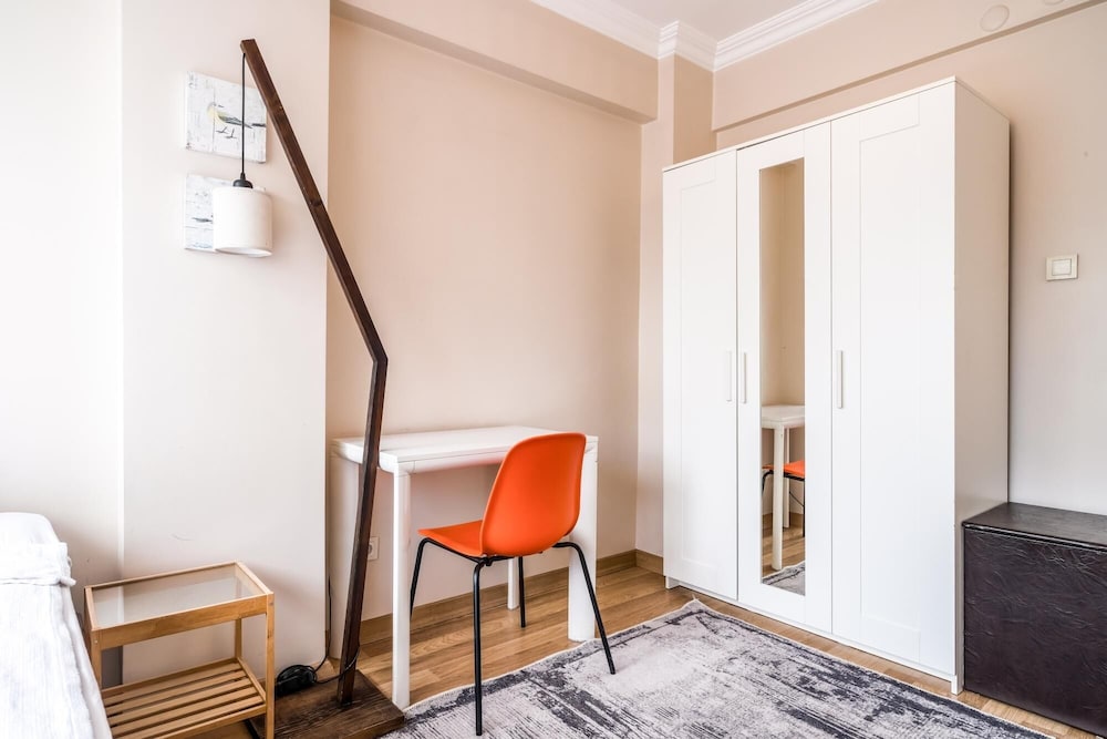 Charming Flat w Balcony 5 min to Zorlu Center