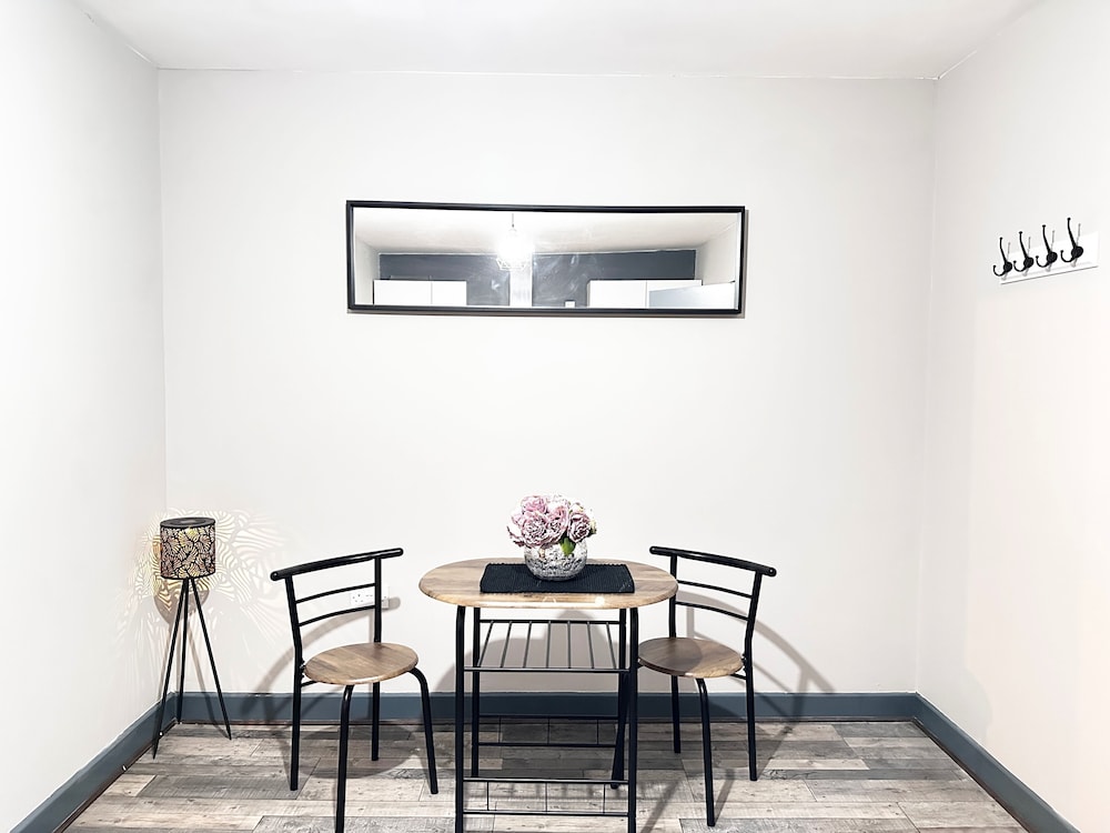 Pine Suite - Apartment - Blackpool - Sleeps 2
