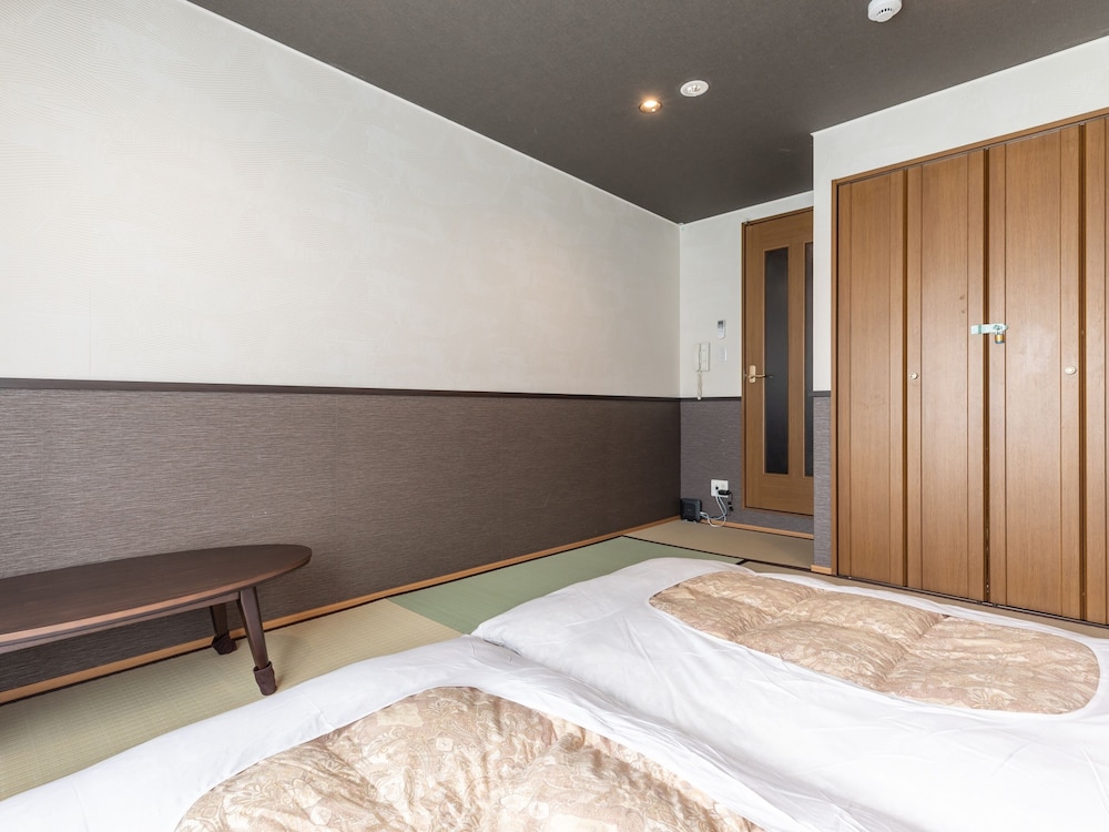 Tabist Sparkling Dolphins Inn Kyoto photo 2