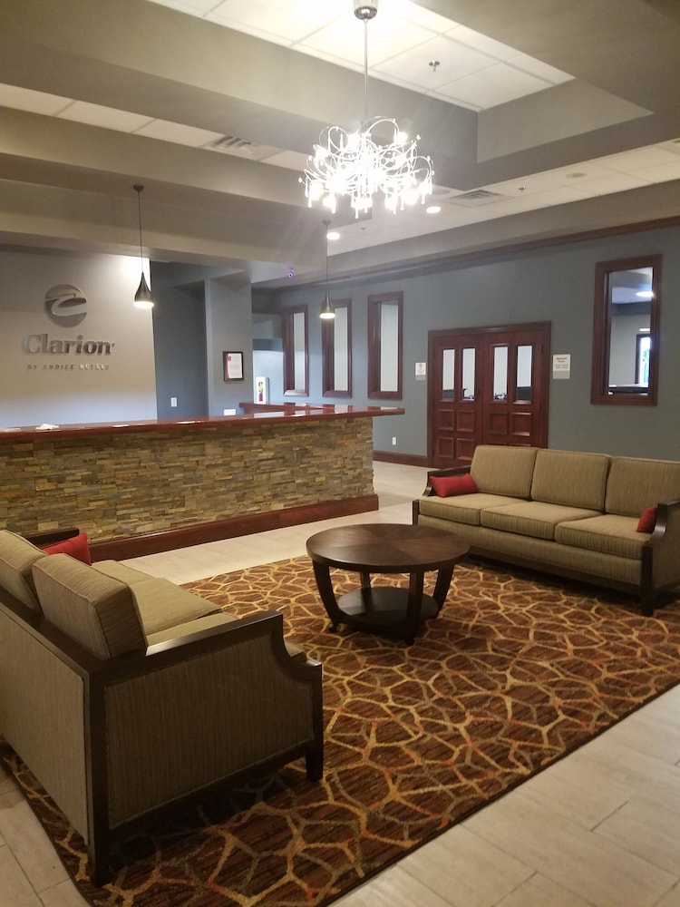 Clarion Inn - Property Image 22
