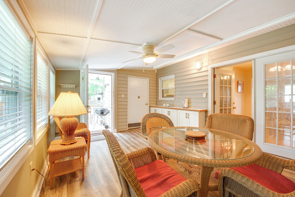 Fish, Relax & Repeat: Home w/ Yard in Eastpoint!
