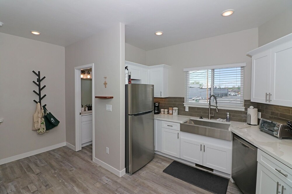 Modern Ascend 2 Bedroom Townhouse