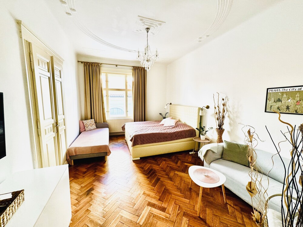 Apartments by Jacob