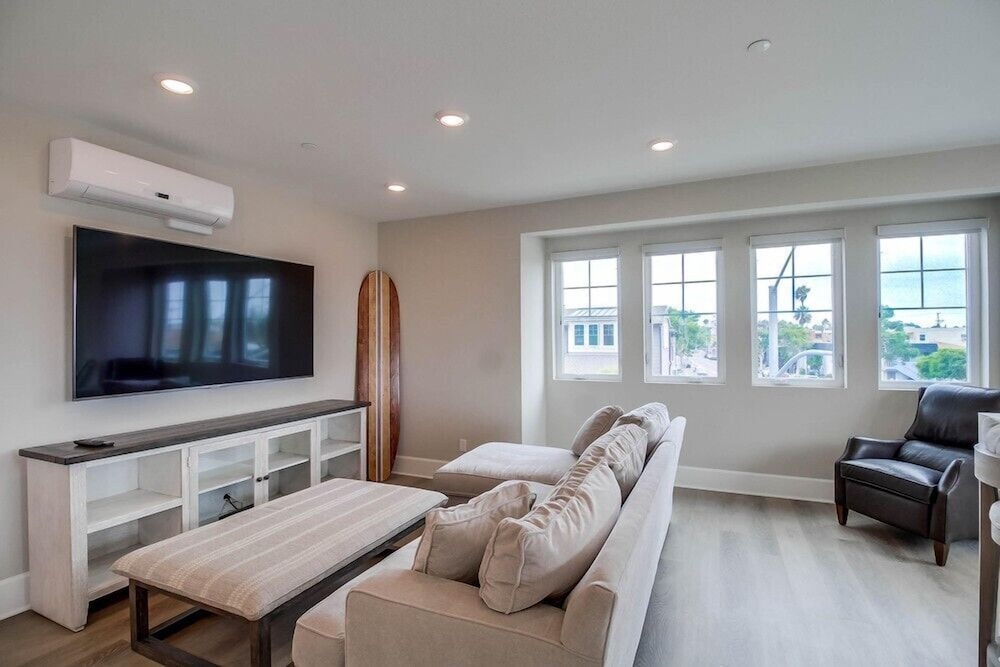 Santa Barbara Loft