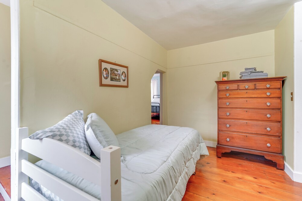 3 Mi to Penn's Creek Access: Hideaway w/ Grill!