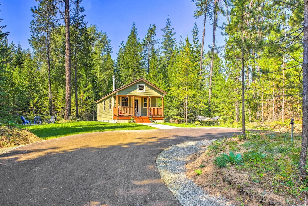 Rustic-chic Woodland Hideaway w/ Hot Tub! view 2