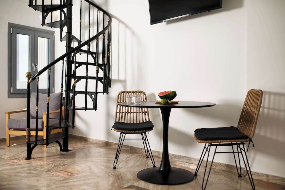 ArmonOia Suites