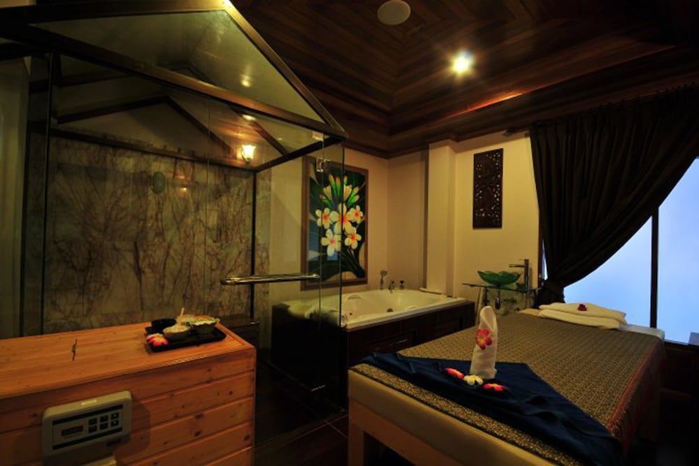 Photo 13