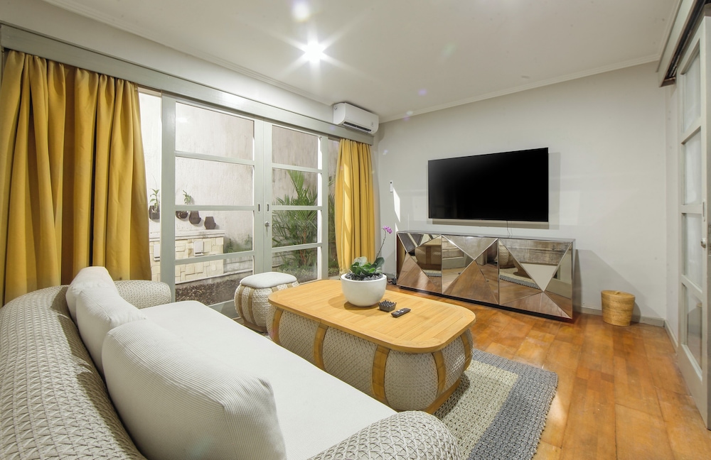 Dampati Villas